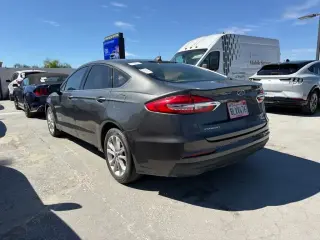 Ford Fusion Hybrid 2019 SE 4dr Sedan