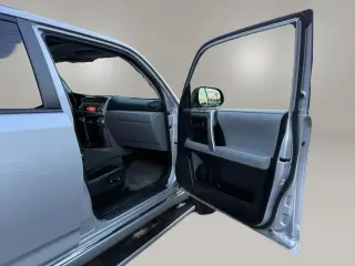 Toyota 4Runner 2012 4x4 SR5 SUV de 4 puertas