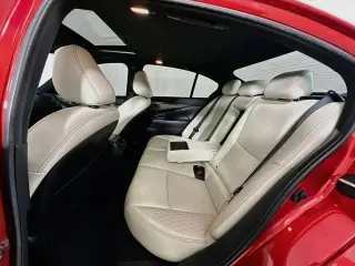 INFINITI Q50 2019 Rojo Sport 400 4p Sedan