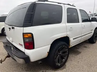 GMC Yukon 2004 SLT 4WD 4dr SUV
