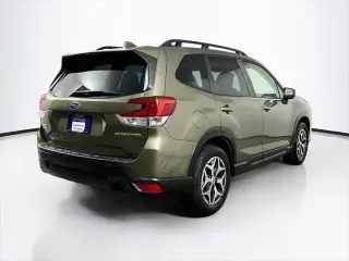 Subaru Forester 2023 AWD Premium 4dr Crossover