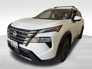 Nissan Rogue 2025 AWD Platinum 4p Crossover