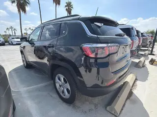 Jeep Compass 2018 Latitude 4dr SUV