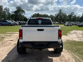 Chevrolet Colorado 2023 4x4 Camión de Trabajo 4dr Crew Cab 5 ft. SB