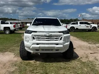 Chevrolet Colorado 2023 4x4 Camión de Trabajo 4dr Crew Cab 5 ft. SB