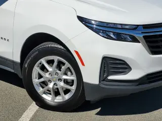 Chevrolet Equinox 2022 4x4 LS 4dr SUV w/1LS