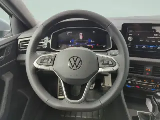 Volkswagen Jetta 2026 Sport 4dr Sedán