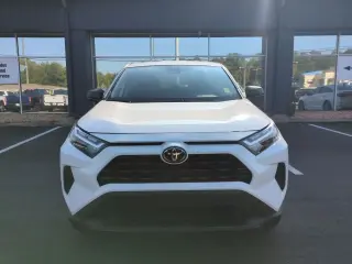 Toyota RAV4 2024 LE 4dr SUV