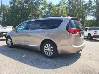 Chrysler Pacifica 2017 Touring-L 4dr Mini-Van