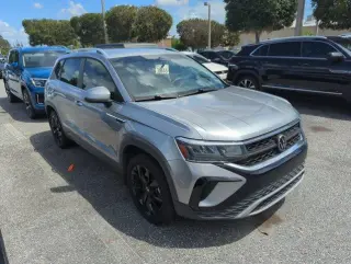 Volkswagen Taos 2022 SE 4dr SUV