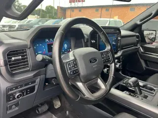 Ford F-150 2024 4x4 XLT 4dr SuperCrew 5.5 ft. SB