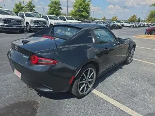 Mazda MX-5 Miata RF 2022 Grand Touring Convertible de 2 puertas 6A