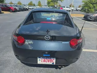 Mazda MX-5 Miata RF 2022 Grand Touring Convertible de 2 puertas 6A