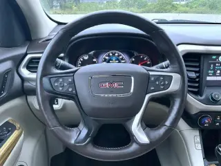 GMC Acadia 2017 4x4 Denali 4dr SUV
