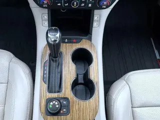 GMC Acadia 2017 4x4 Denali 4dr SUV