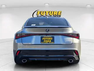 Lexus IS 350 2023 F SPORT 4dr Sedán