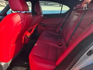 Lexus IS 350 2023 F SPORT 4dr Sedán