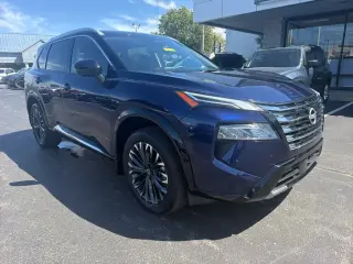 Nissan Rogue 2024 AWD Platinum 4dr Crossover