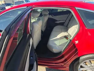 Honda Accord 2022 LX Sedán 4 puertas