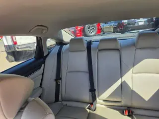Honda Accord 2022 LX Sedán 4 puertas
