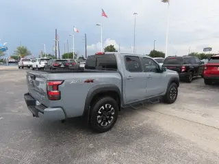 Nissan Frontier 2023 4x4 PRO-4X 4dr Crew Cab 5 ft. SB