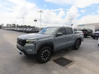 Nissan Frontier 2023 4x4 PRO-4X 4dr Crew Cab 5 ft. SB