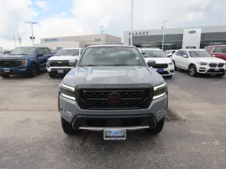 Nissan Frontier 2023 4x4 PRO-4X 4dr Crew Cab 5 ft. SB