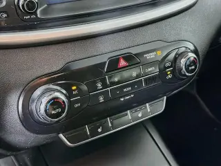 Kia Sorento 2017 L 4 SUV