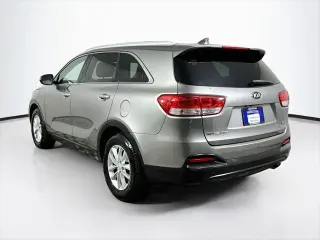 Kia Sorento 2017 L 4 SUV
