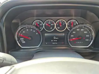 Chevrolet Silverado 1500 2021 4x2 LTZ 4p Cabina Completa 5.8 pies SB