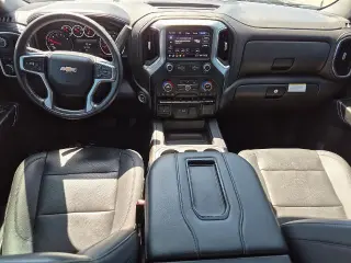 Chevrolet Silverado 1500 2021 4x2 LTZ 4p Cabina Completa 5.8 pies SB