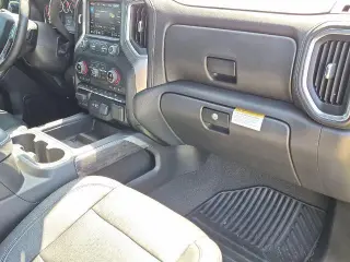 Chevrolet Silverado 1500 2021 4x2 LTZ 4p Cabina Completa 5.8 pies SB
