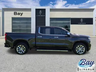 Chevrolet Silverado 1500 2021 4x2 LTZ 4p Cabina Completa 5.8 pies SB