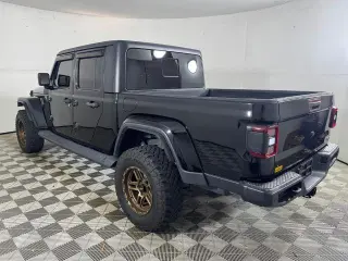 Jeep Gladiator 2020 4x4 Overland 4dr Crew Cab 5.0 ft. SB