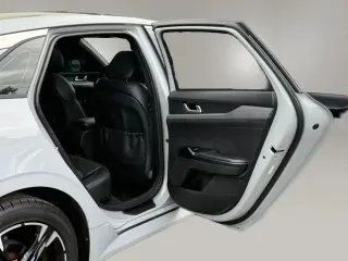 Sedán Kia K5 2021 GT-Line 4dr