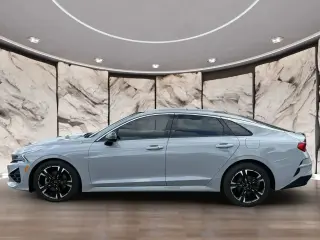Sedán Kia K5 2021 GT-Line 4dr