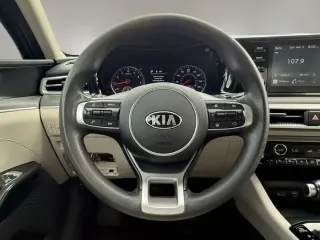 Sedán Kia K5 2021 LXS 4dr