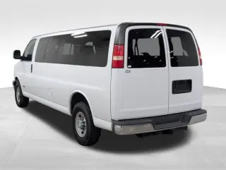 Chevrolet Express 2006 LS 3500 3dr Van de Pasajeros Extendido