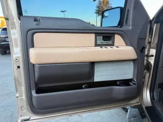 Ford F-150 2013 4x4 King Ranch 4p SuperCrew Styleside 5.5 ft. SB