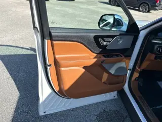 Lincoln Aviator 2020 AWD Black Label 4dr SUV