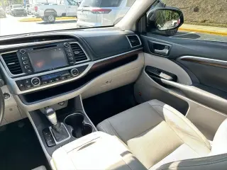 Toyota Highlander 2015 Limited 4dr SUV