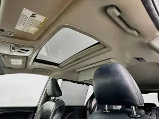 Toyota Sienna 2015 SE 8-Pasajeros 4dr Mini-Van