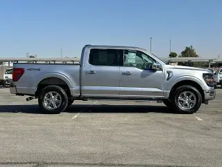 Ford F-150 2024 4x4 XLT 4dr SuperCrew 5.5 ft. SB