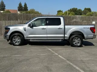 Ford F-150 2024 4x4 XLT 4dr SuperCrew 5.5 ft. SB