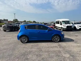 Chevrolet Sónic 2017 LT Automático 4p Hatchback