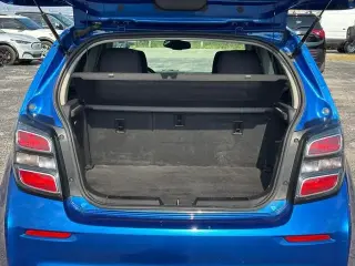 Chevrolet Sónic 2017 LT Automático 4p Hatchback
