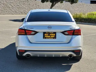 Nissan Altima 2023 2.5 SL 4dr Sed n