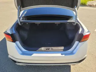 Nissan Altima 2023 2.5 SL 4dr Sed n