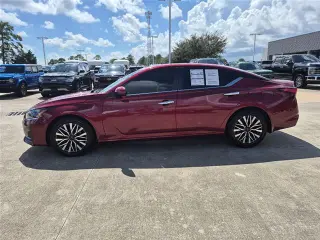 Nissan Altima 2023 2.5 SV Sedan 4p.