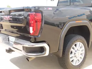 GMC Sierra 2500HD 2022 4x4 SLE 4dr Cabina Doble SB